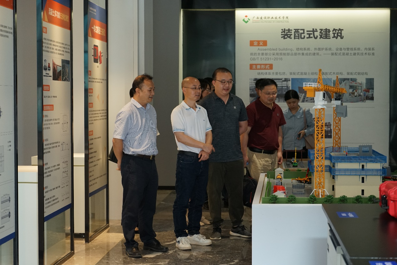 陈宜虎院长一行考察乐鱼全球最大体育平台_乐鱼(中国)实训基地