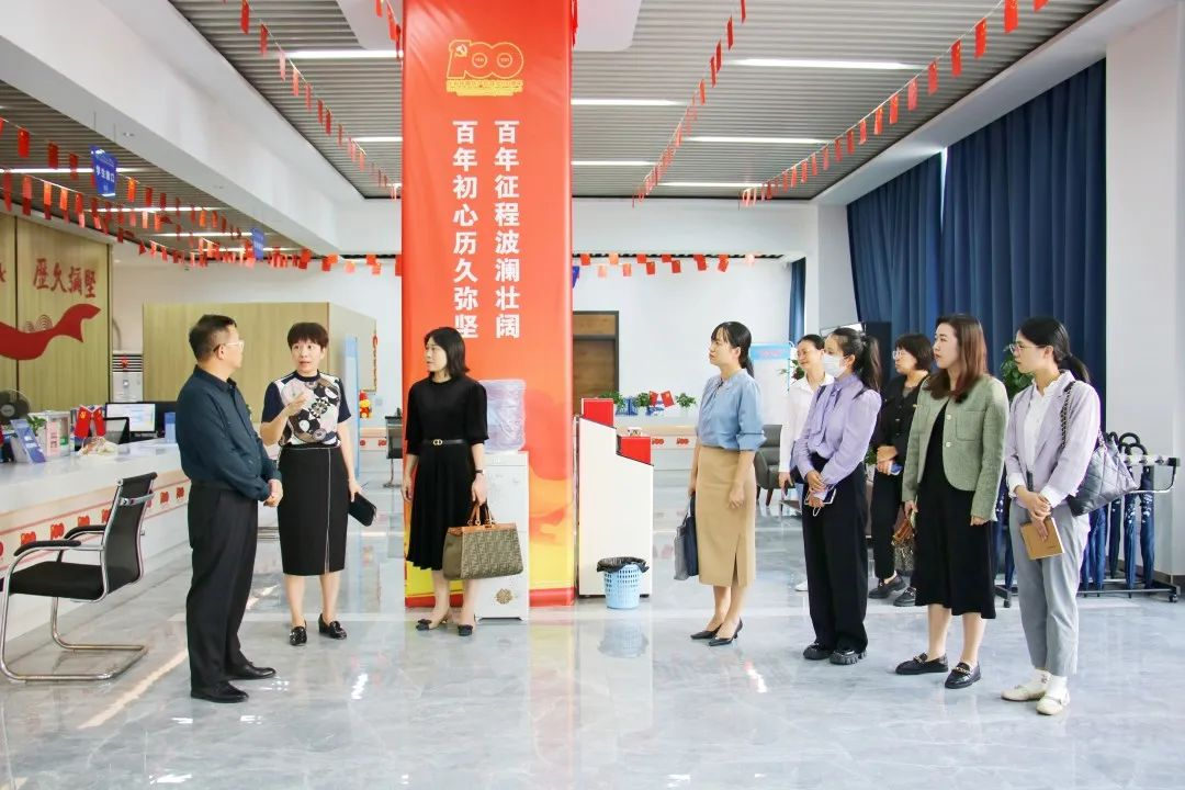 民师院一行参观乐鱼全球最大体育平台_乐鱼(中国)一站式服务中心