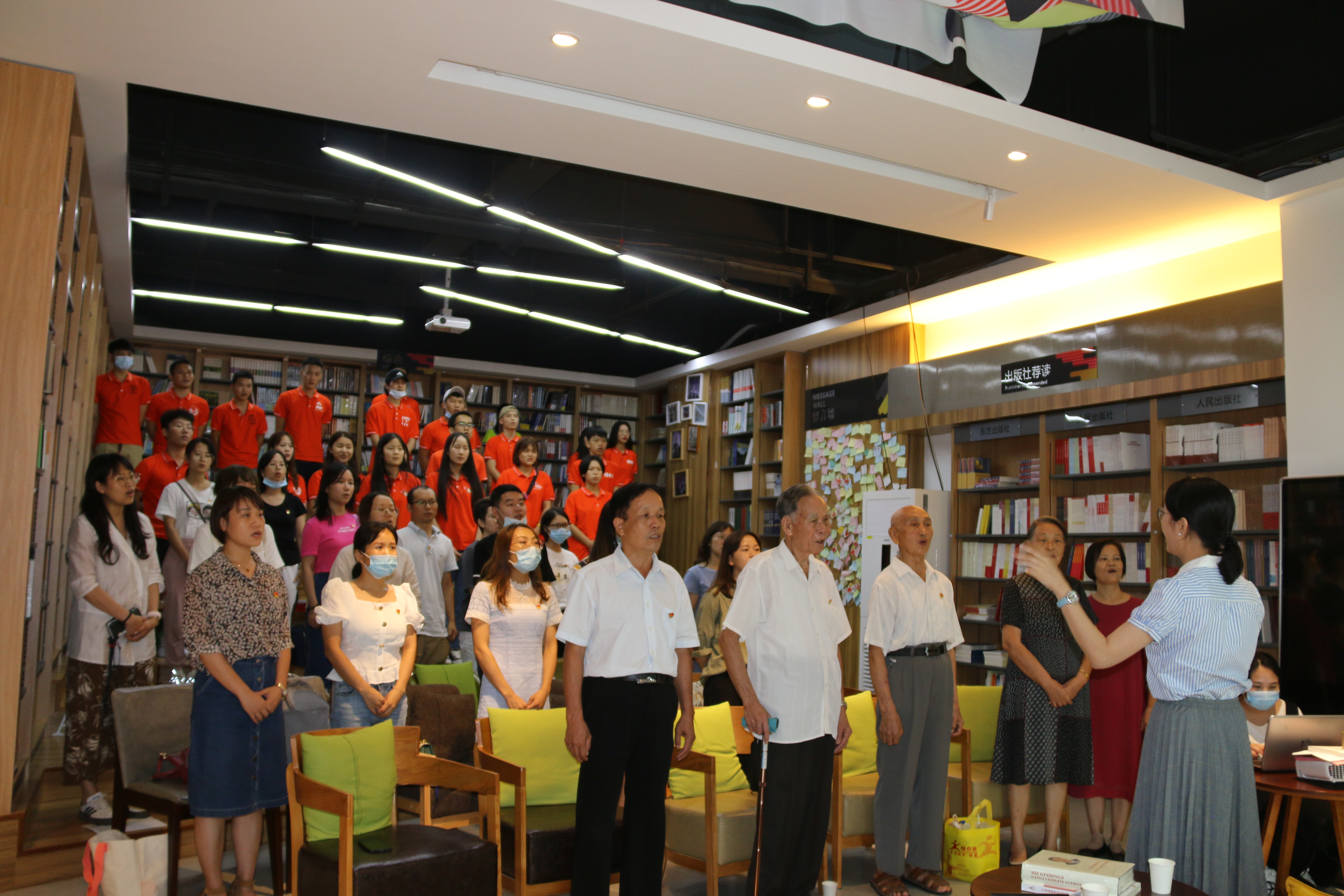 合唱《我和我的祖国》