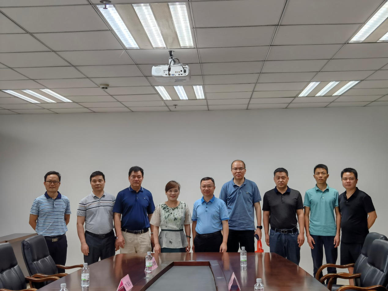 谢东副校长一行与广西壮族自治区乐鱼全球最大体育平台_乐鱼(中国)工程质量检测中心领导合影