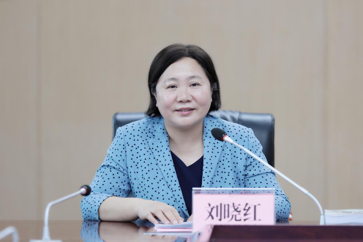 刘晓红书记代表乐鱼全球最大体育平台_乐鱼(中国)作工作汇报